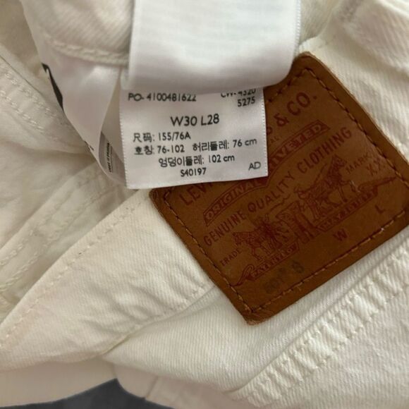 Levi's Premium White 501 Button Fly Skinny Jeans - Picture 6 of 9